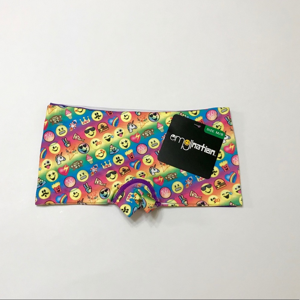 NWT Girls 2 Pack Emoji Undies!